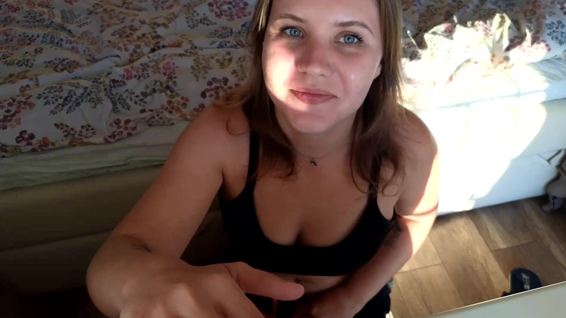 Gallery image thumbnail from YoungDunst's myfreecams stream on, 08/24/2026, 16:59 image 12 of 20