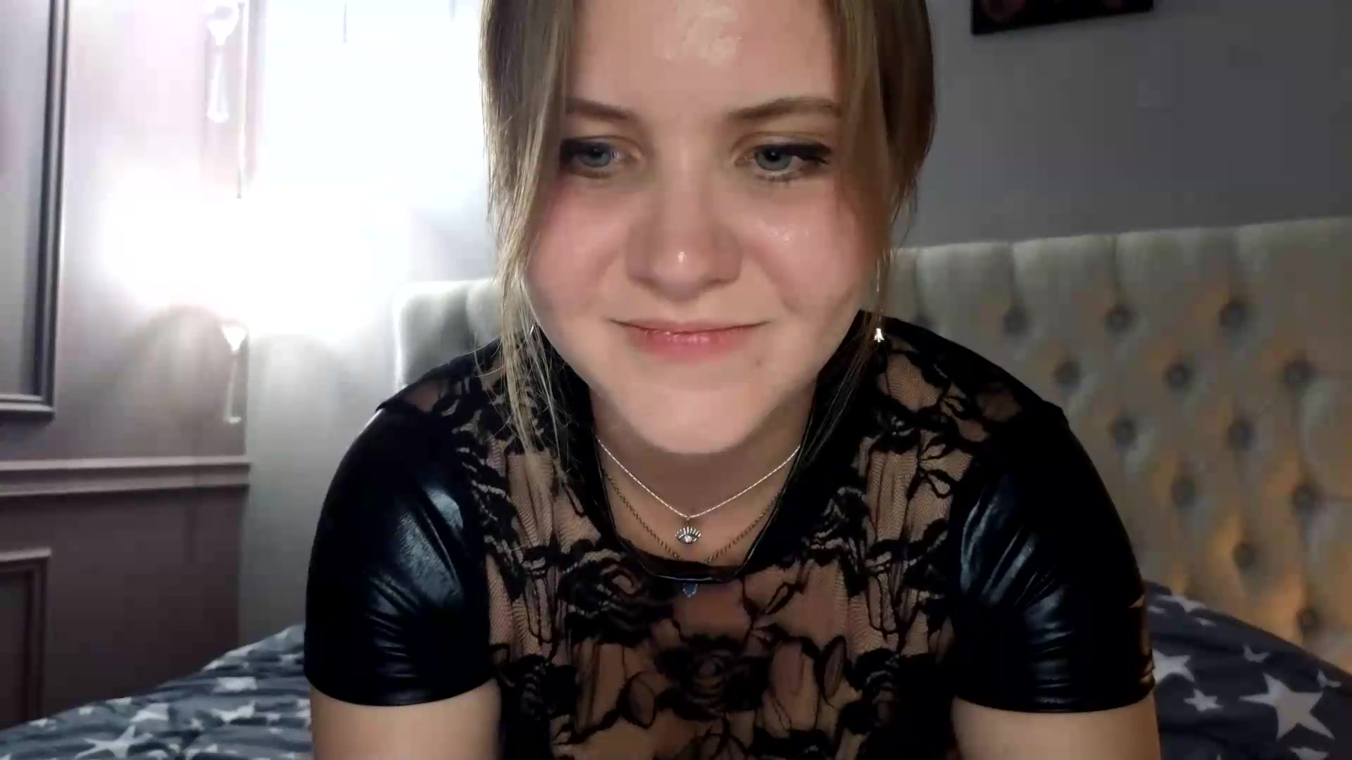 Gallery image thumbnail from YoungDunst's myfreecams stream on, 08/31/2026, 18:03 image 13 of 20