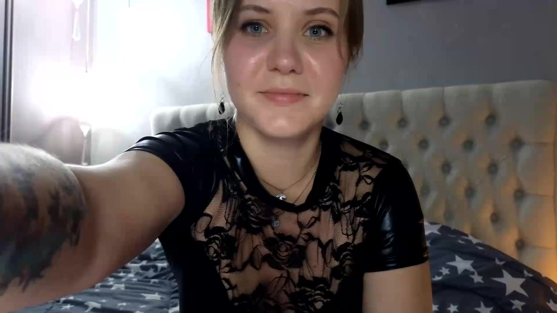 Gallery image thumbnail from YoungDunst's myfreecams stream on, 08/31/2026, 18:03 image 5 of 20