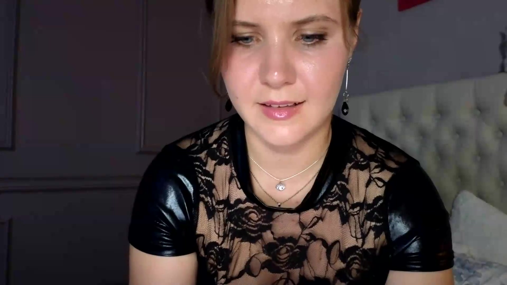 Gallery image thumbnail from YoungDunst's myfreecams stream on, 09/01/2026, 19:02 image 18 of 20