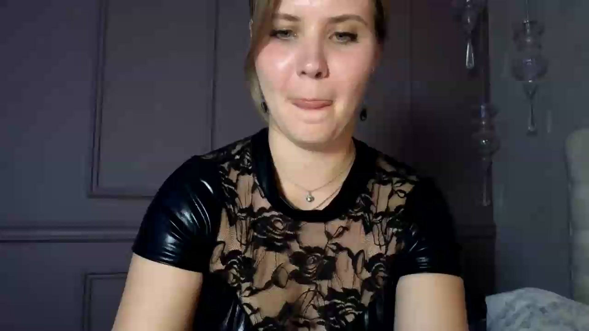 Gallery image thumbnail from YoungDunst's myfreecams stream on, 09/01/2026, 19:02 image 1 of 20