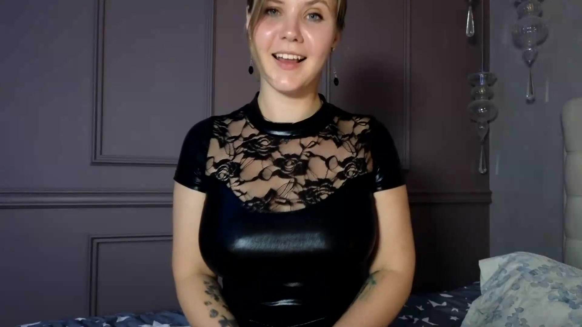 Gallery image thumbnail from YoungDunst's myfreecams stream on, 09/01/2026, 19:02 image 3 of 20