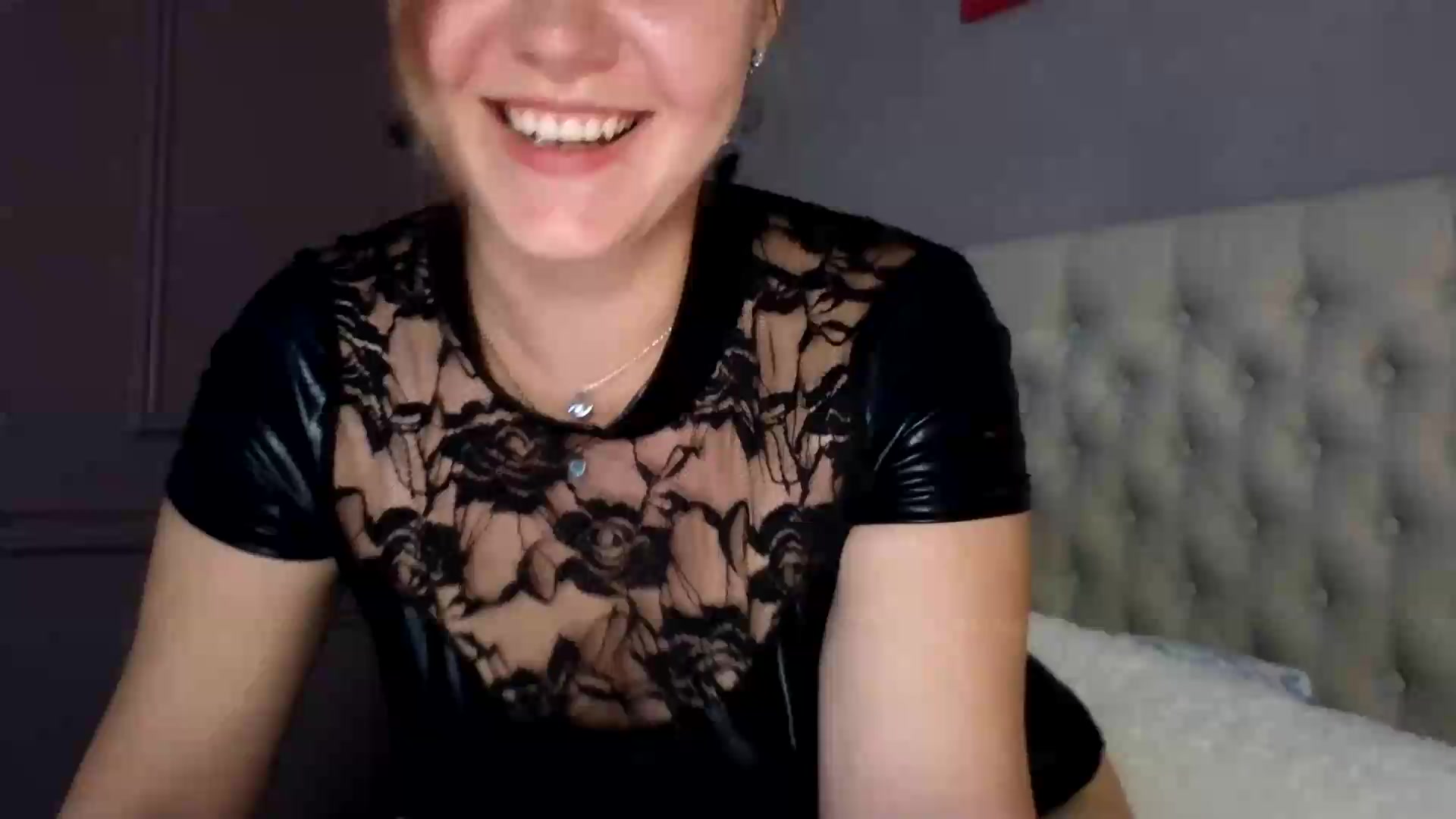 Gallery image thumbnail from YoungDunst's myfreecams stream on, 09/01/2026, 22:02 image 12 of 20