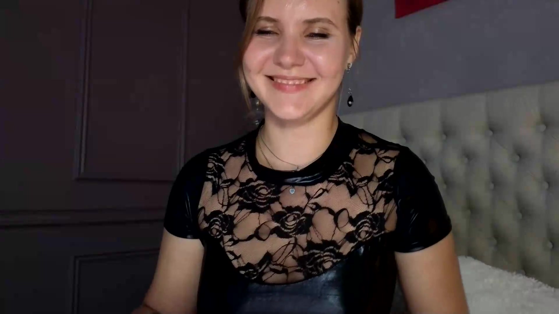 Gallery image thumbnail from YoungDunst's myfreecams stream on, 09/01/2026, 22:02 image 15 of 20