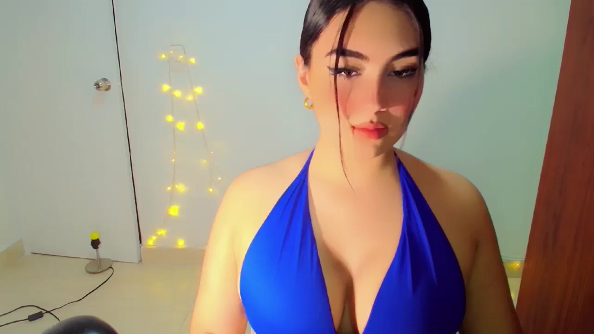 Gallery image thumbnail from YoungGirl's myfreecams stream on, 02/01/2024, 08:24 image 5 of 20