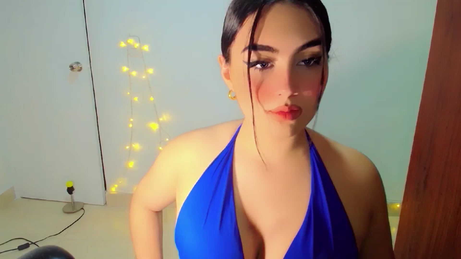 Gallery image thumbnail from YoungGirl's myfreecams stream on, 02/01/2024, 08:24 image 12 of 20