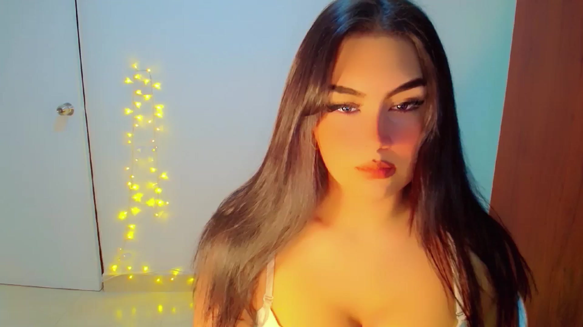 Gallery image thumbnail from YoungGirl's myfreecams stream on, 02/03/2024, 11:28 image 1 of 20