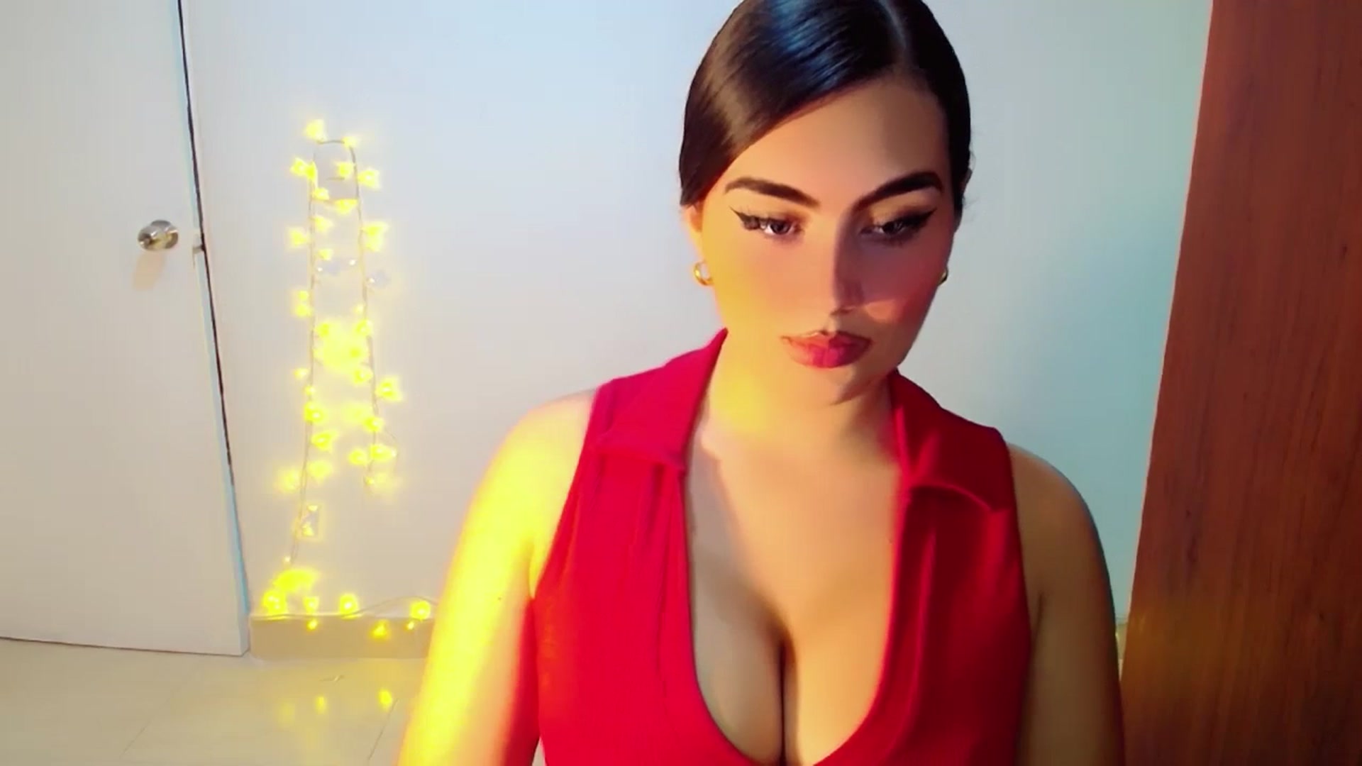 Gallery image thumbnail from YoungGirl's myfreecams stream on, 02/09/2024, 09:23 image 15 of 20