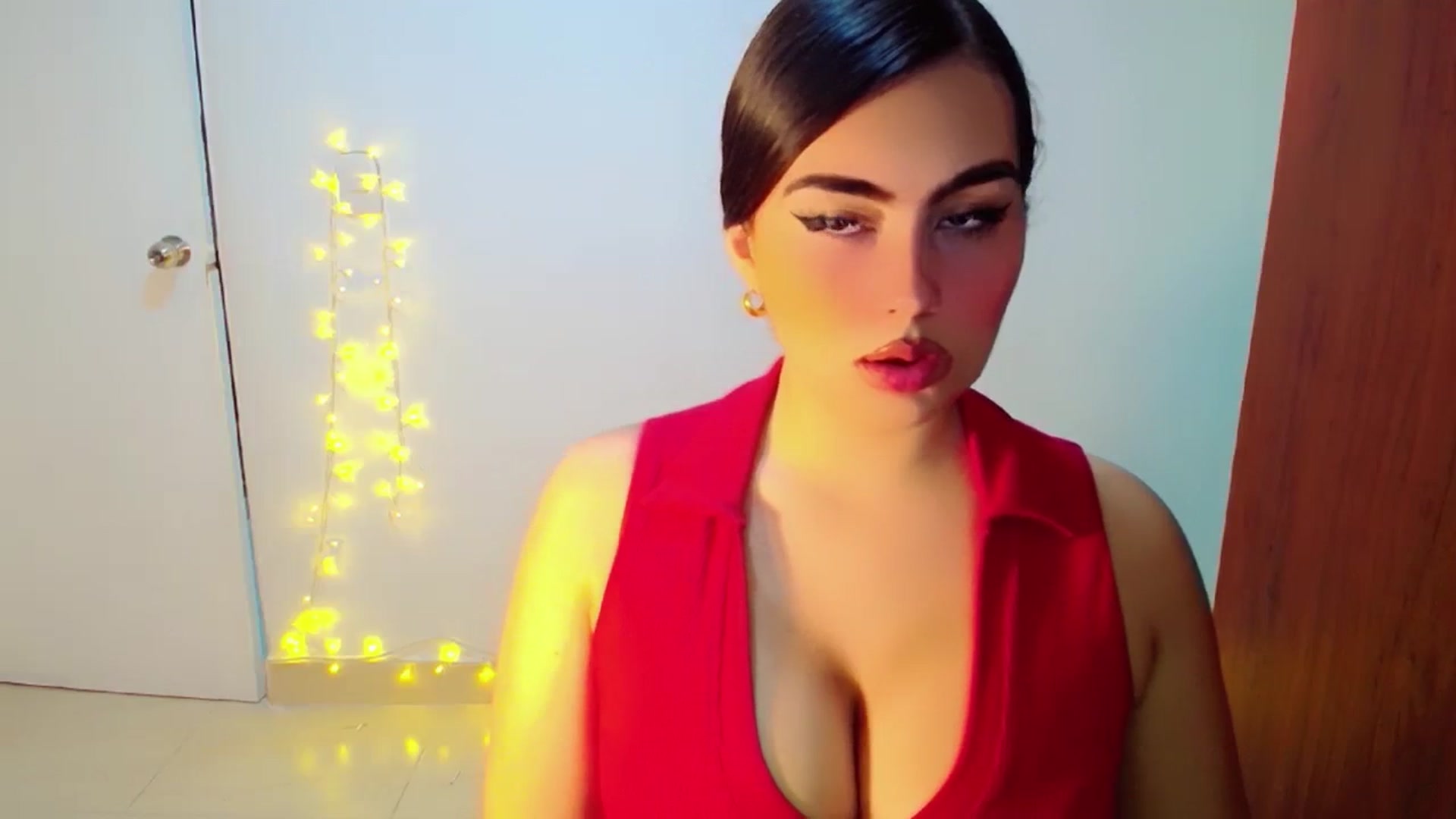 Gallery image thumbnail from YoungGirl's myfreecams stream on, 02/09/2024, 09:23 image 18 of 20