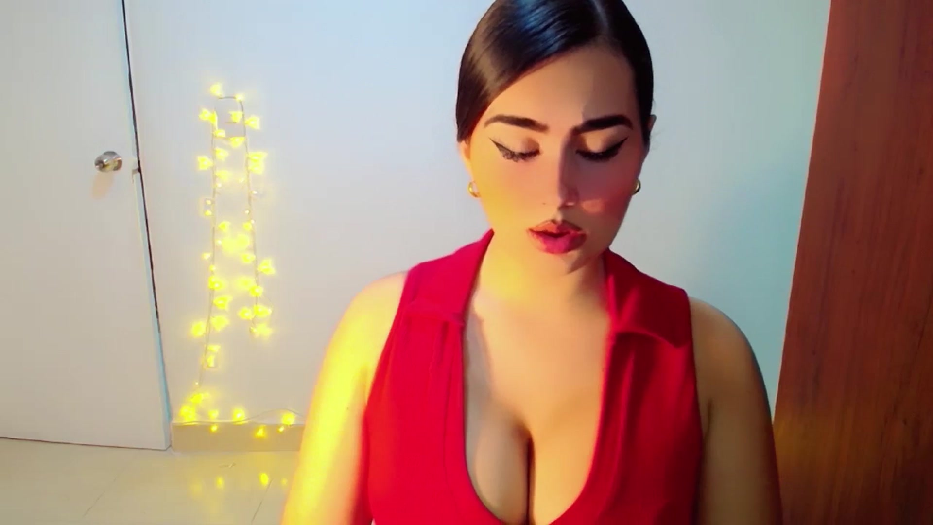 Gallery image thumbnail from YoungGirl's myfreecams stream on, 02/09/2024, 09:23 image 16 of 20