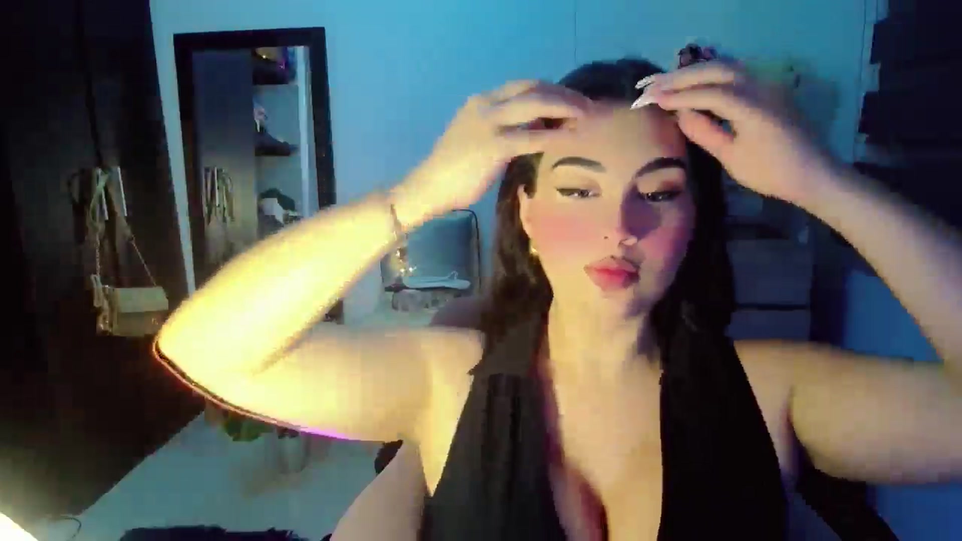 Gallery image thumbnail from YoungGirl's myfreecams stream on, 05/19/2024, 03:46 image 9 of 20