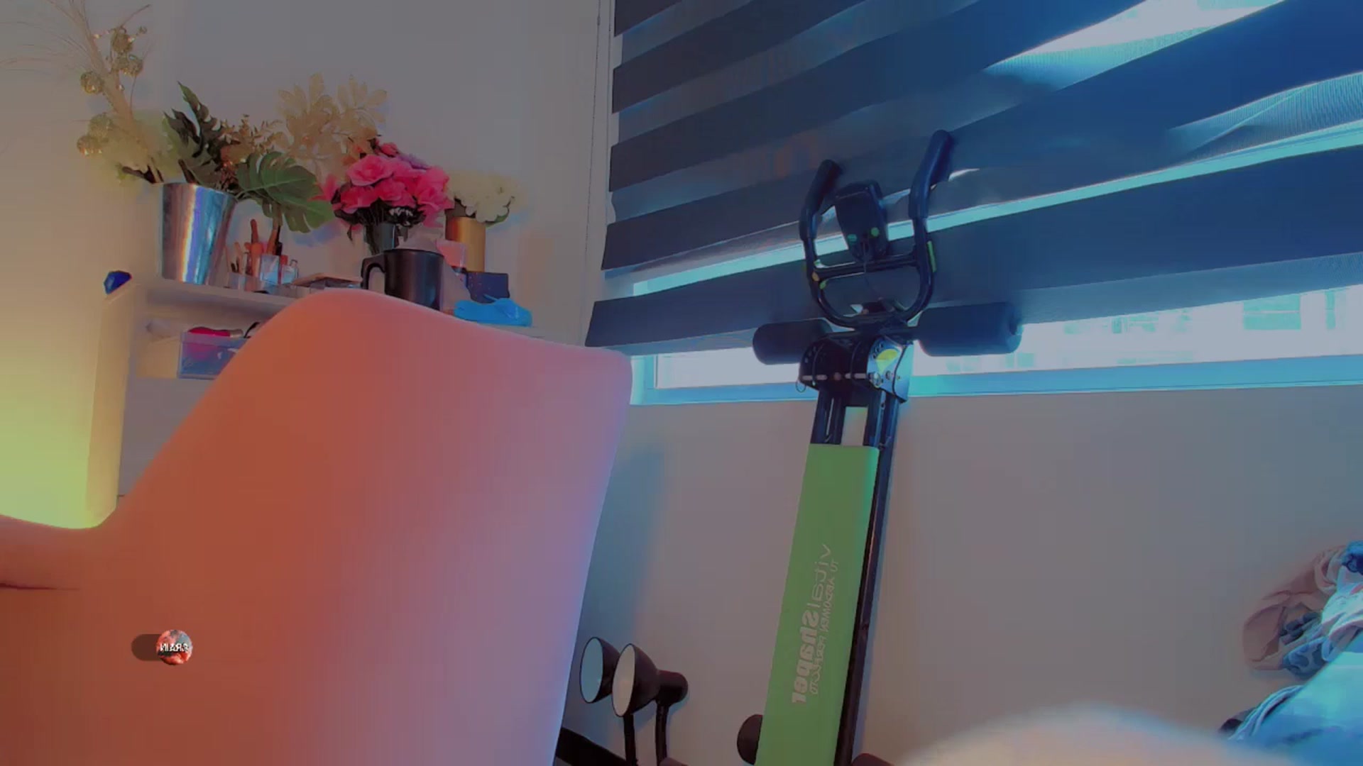 Gallery image thumbnail from YoungGirl's myfreecams stream on, 06/02/2024, 21:16 image 10 of 20