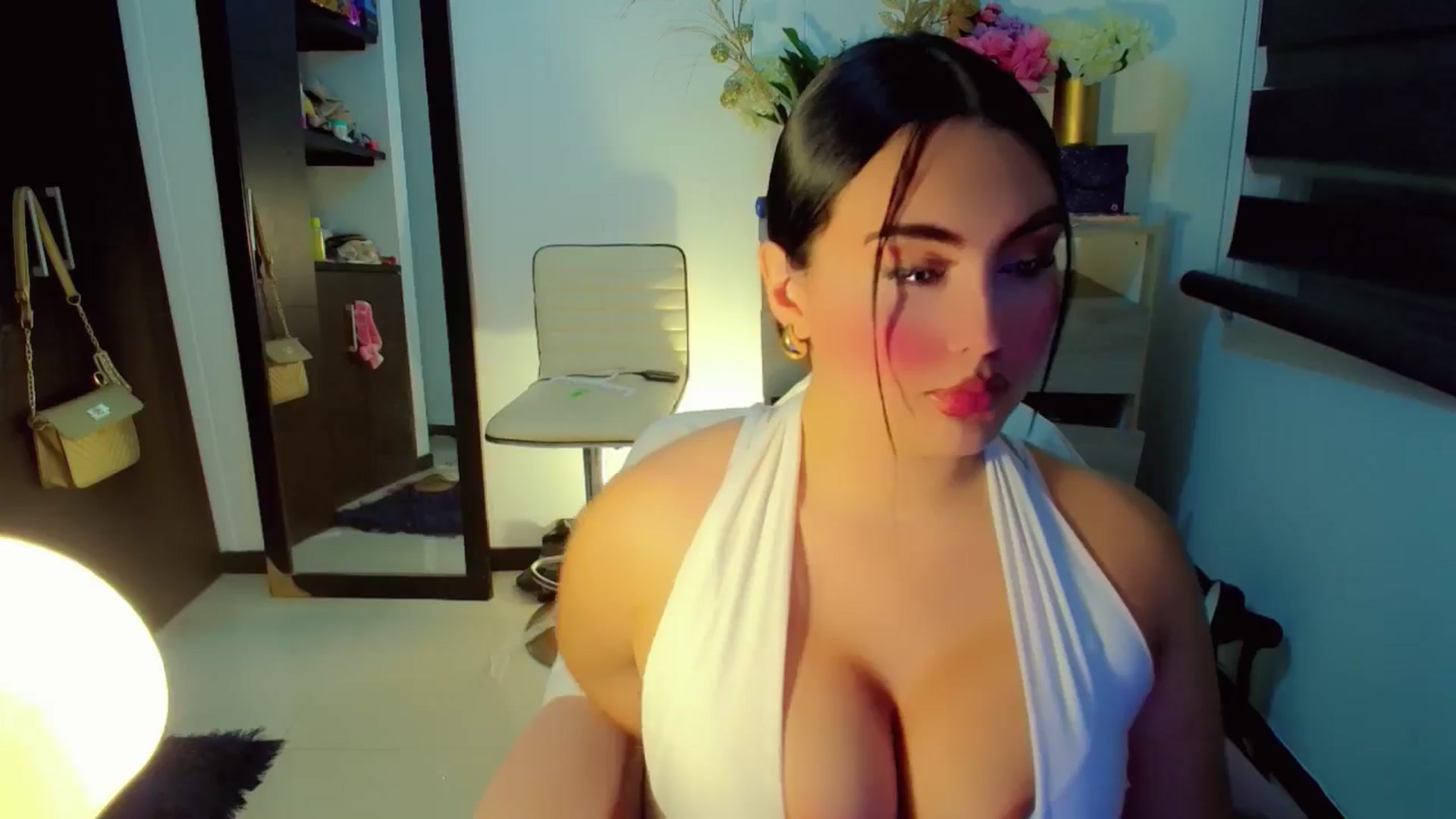 Gallery image thumbnail from YoungGirl's myfreecams stream on, 06/07/2024, 05:30 image 8 of 20