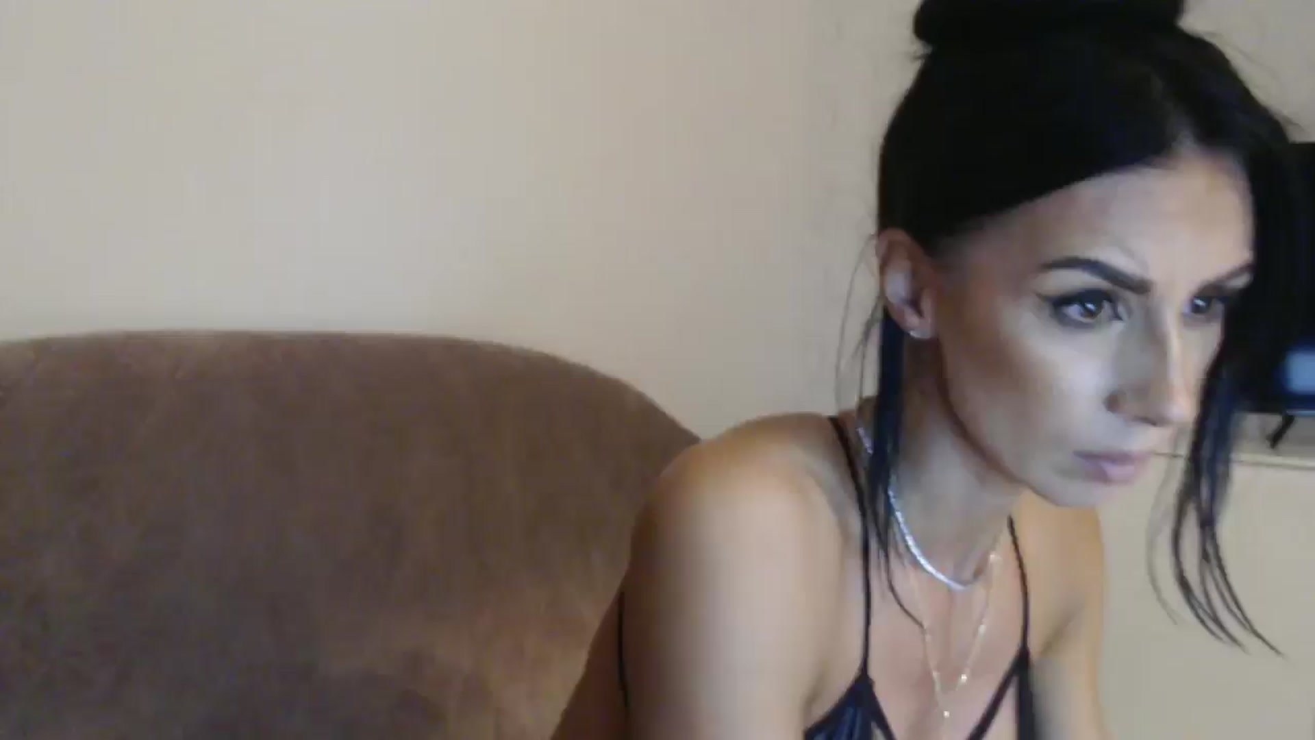 Gallery image thumbnail from YoungLexiSexy's myfreecams stream on, 12/12/2024, 01:43 image 8 of 20
