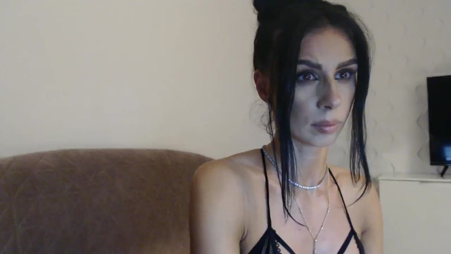 Gallery image thumbnail from YoungLexiSexy's myfreecams stream on, 12/19/2024, 01:07 image 19 of 20