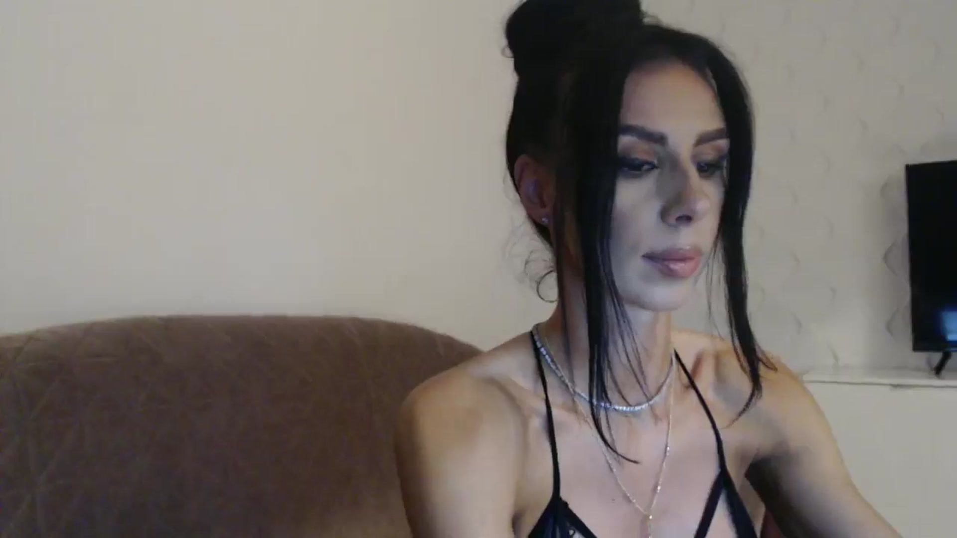 Gallery image thumbnail from YoungLexiSexy's myfreecams stream on, 12/19/2024, 01:07 image 17 of 20