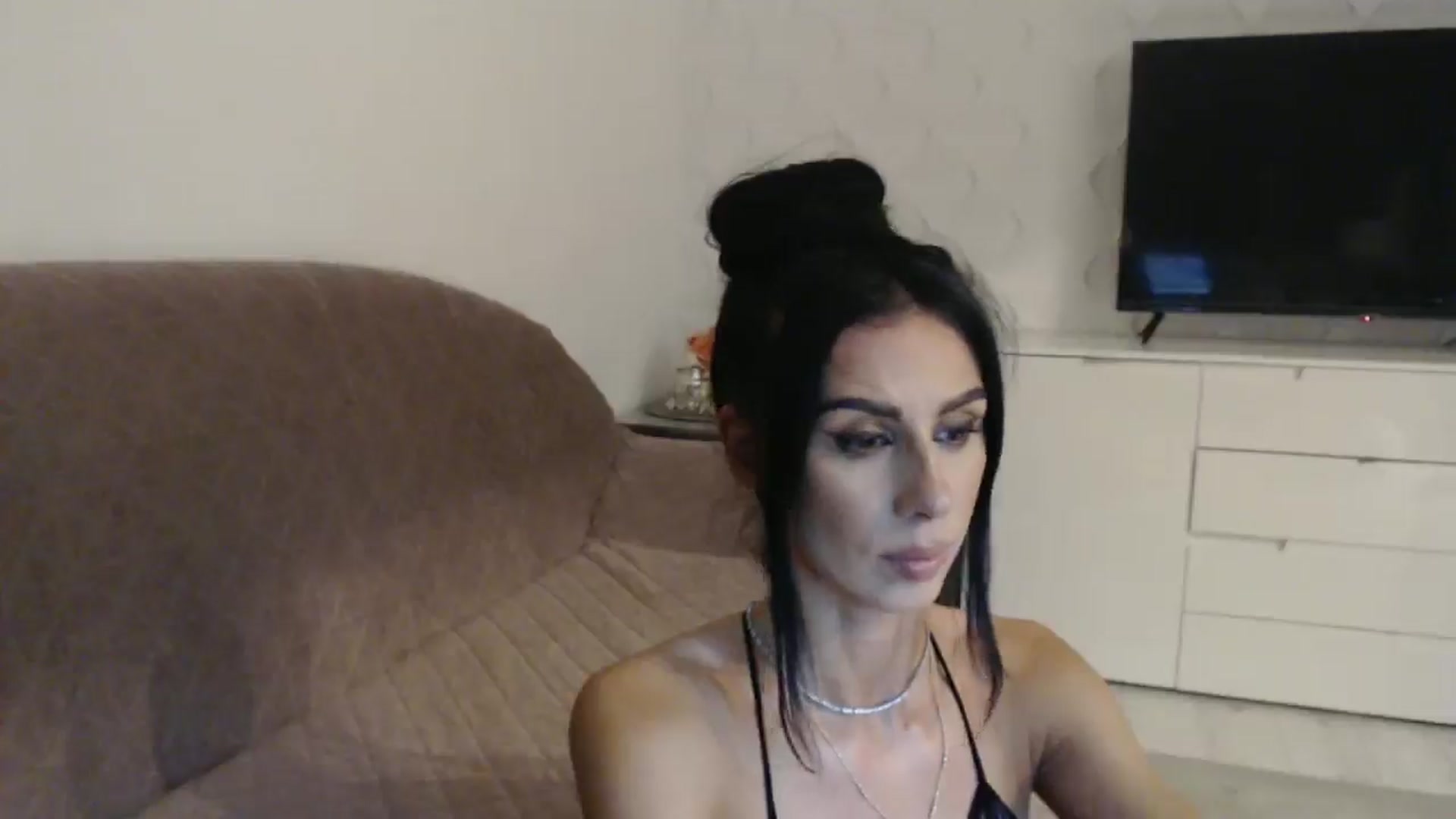 Gallery image thumbnail from YoungLexiSexy's myfreecams stream on, 12/19/2024, 01:07 image 5 of 20