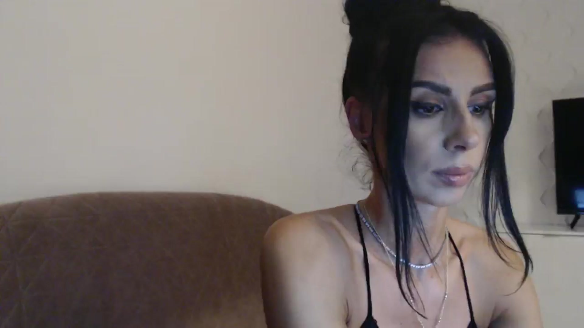 Gallery image thumbnail from YoungLexiSexy's myfreecams stream on, 12/19/2024, 01:07 image 9 of 20