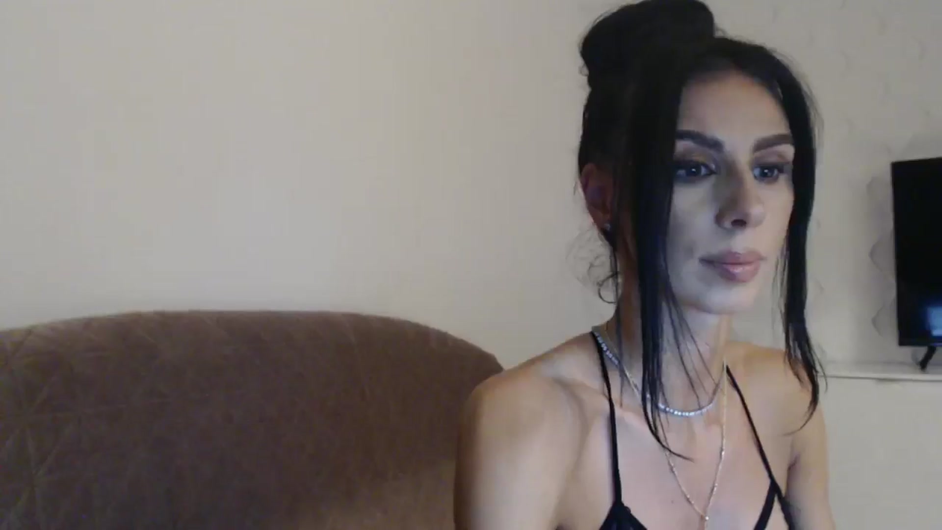 Gallery image thumbnail from YoungLexiSexy's myfreecams stream on, 12/19/2024, 01:07 image 13 of 20