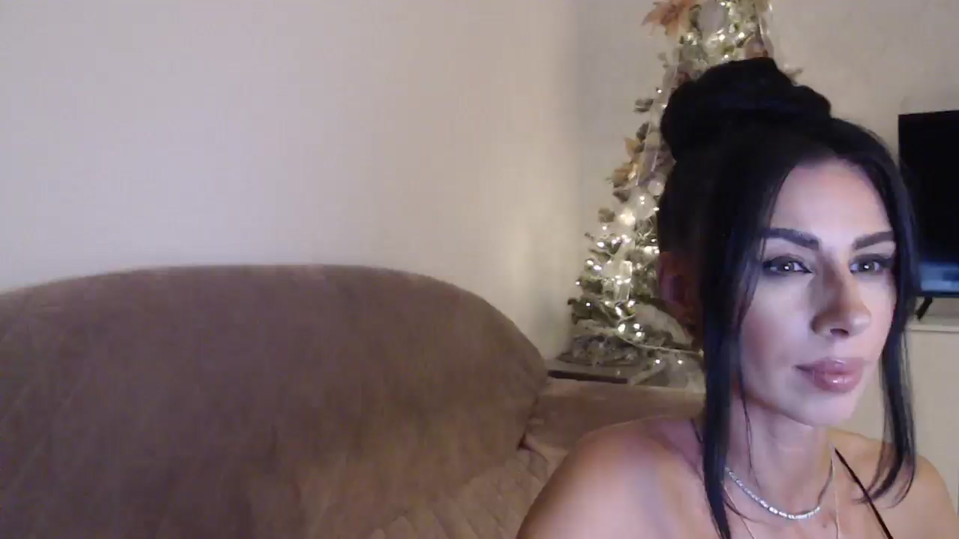 Gallery image thumbnail from YoungLexiSexy's myfreecams stream on, 12/26/2024, 02:23 image 1 of 20