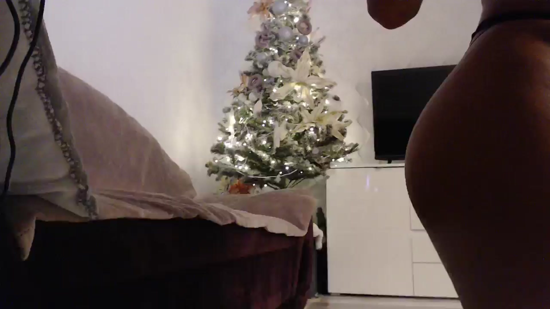 Gallery image thumbnail from YoungLexiSexy's myfreecams stream on, 01/06/2025, 01:21 image 19 of 20