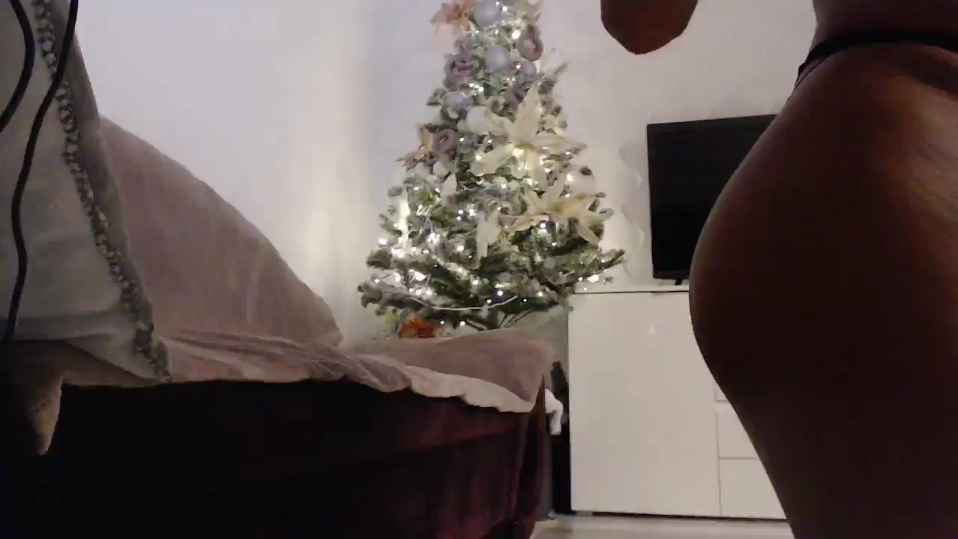 Gallery image thumbnail from YoungLexiSexy's myfreecams stream on, 01/06/2025, 01:21 image 18 of 20