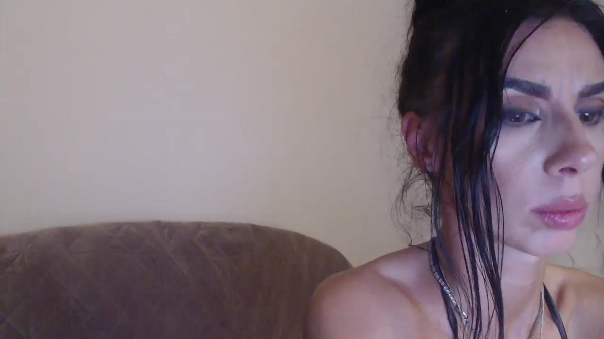 Gallery image thumbnail from YoungLexiSexy's myfreecams stream on, 01/12/2025, 01:56 image 10 of 20