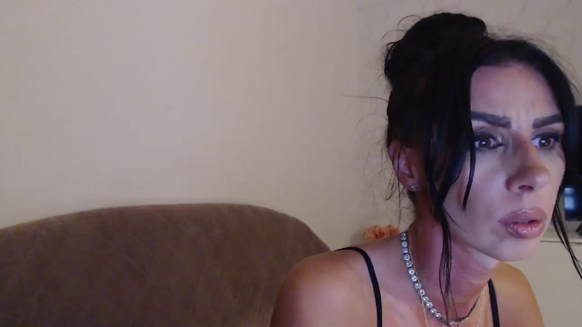 Gallery image thumbnail from YoungLexiSexy's myfreecams stream on, 07/14/2025, 24:02 image 18 of 20