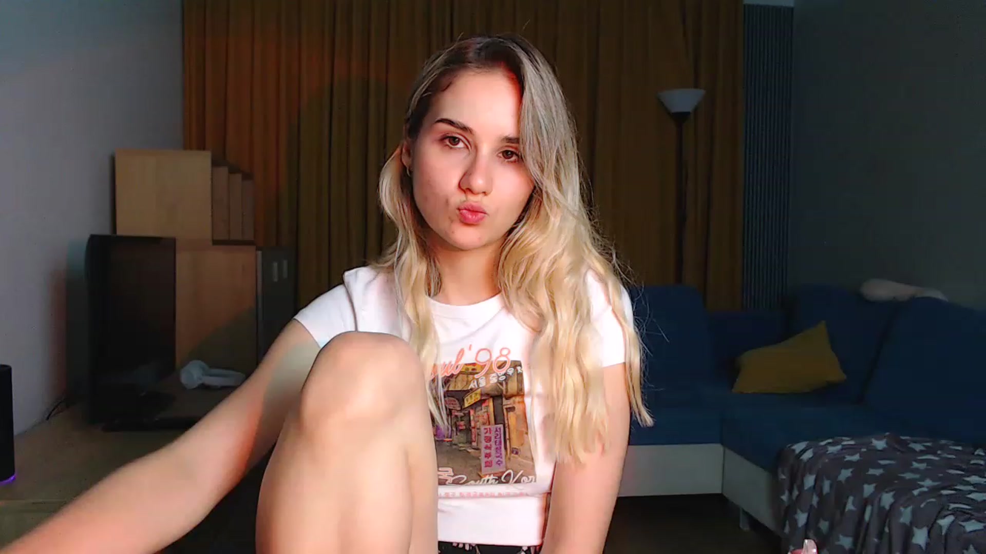 Gallery image thumbnail from YoungLilMary's myfreecams stream on, 06/25/2023, 01:46 image 8 of 20