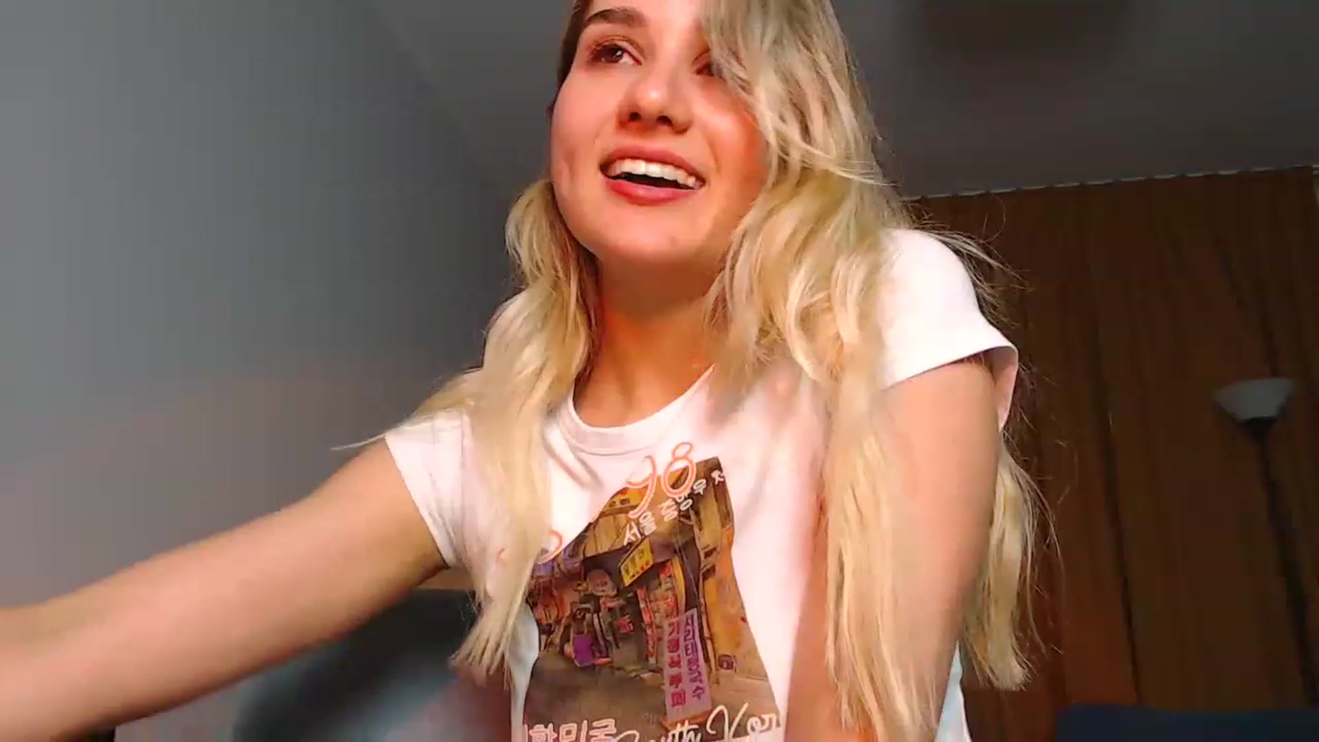Gallery image thumbnail from YoungLilMary's myfreecams stream on, 06/25/2023, 01:46 image 15 of 20