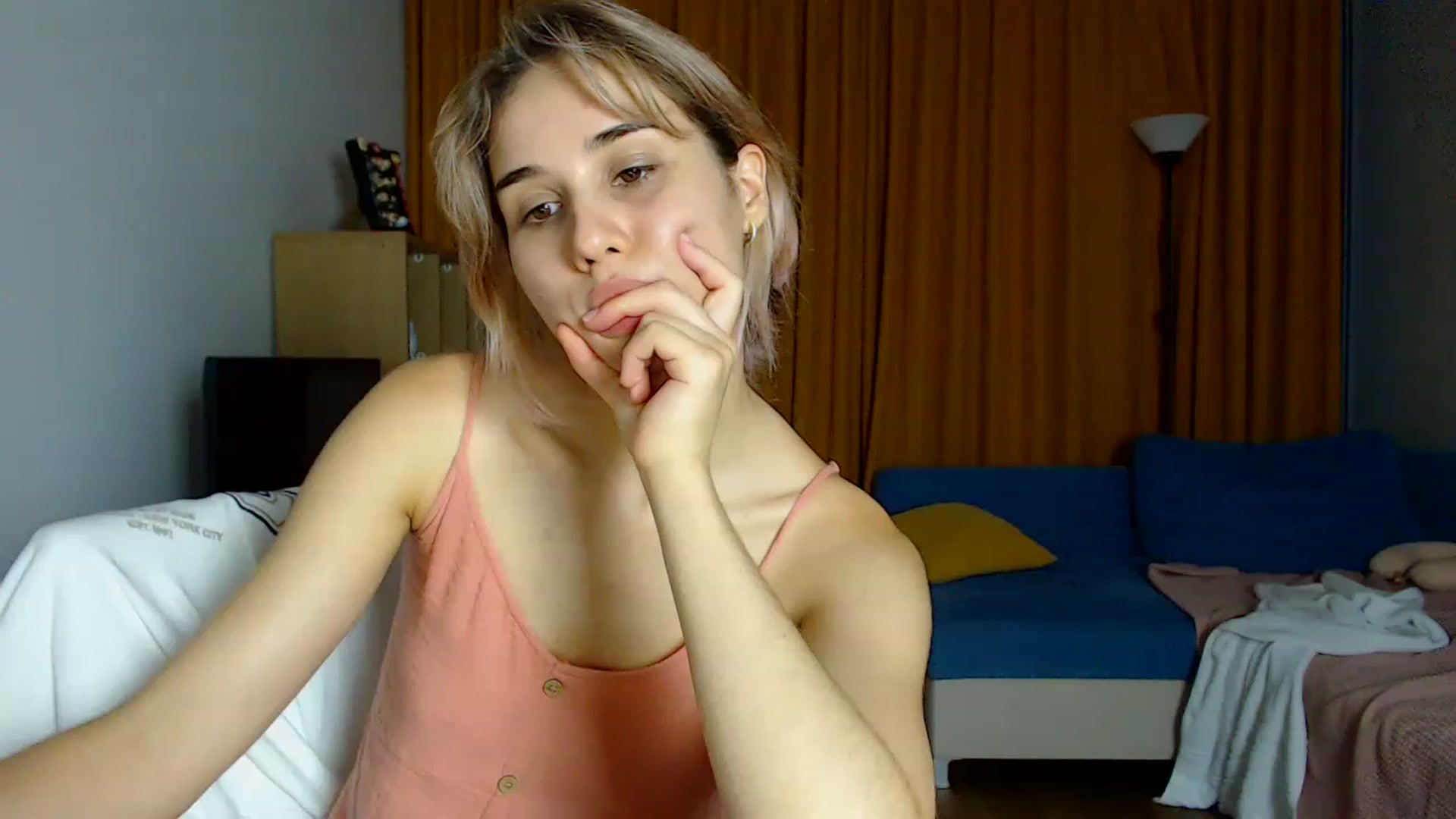Gallery image thumbnail from YoungLilMary's myfreecams stream on, 07/22/2023, 24:53 image 17 of 20