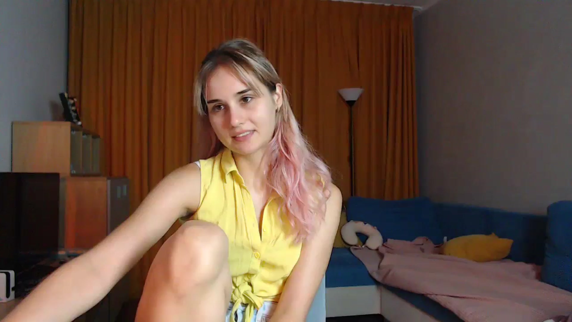Gallery image thumbnail from YoungLilMary's myfreecams stream on, 07/22/2023, 23:05 image 18 of 20