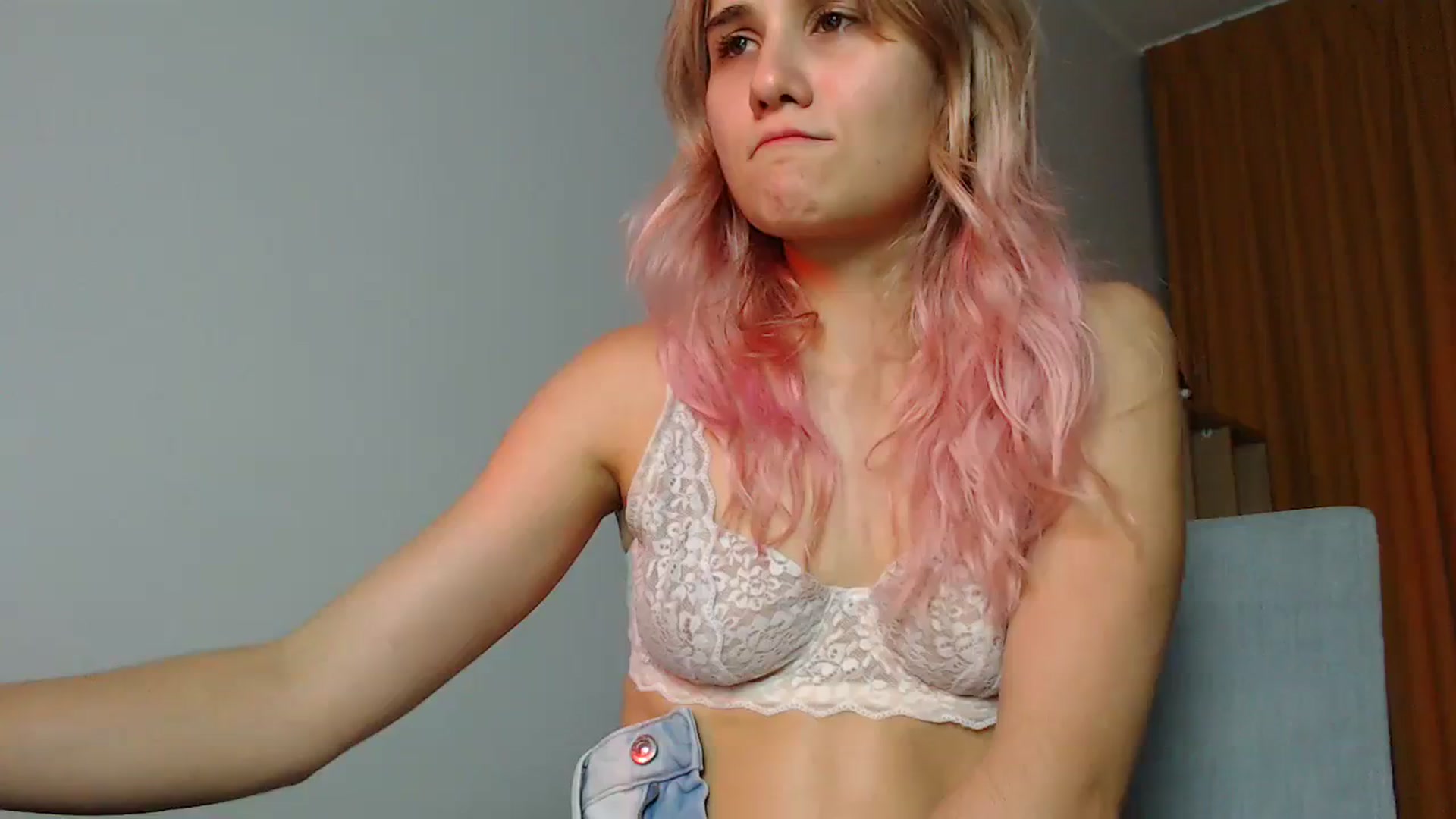 Gallery image thumbnail from YoungLilMary's myfreecams stream on, 07/23/2023, 01:22 image 20 of 20