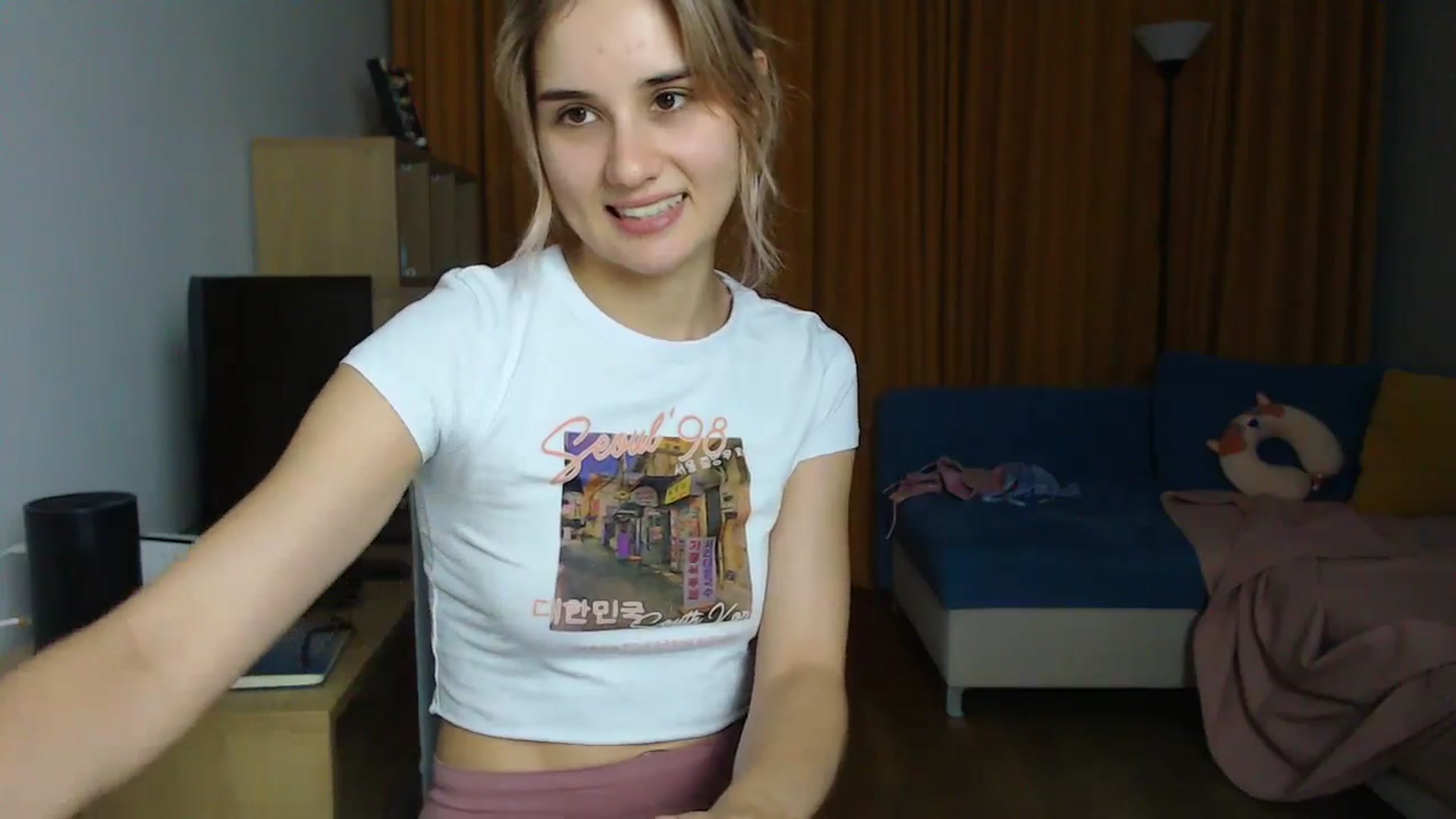 Gallery image thumbnail from YoungLilMary's myfreecams stream on, 07/23/2023, 23:05 image 5 of 20