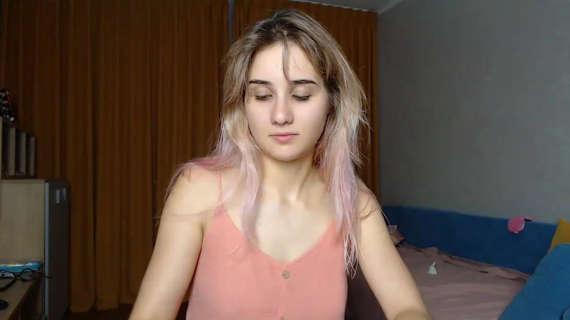 Gallery image thumbnail from YoungLilMary's myfreecams stream on, 07/26/2023, 24:35 image 19 of 20