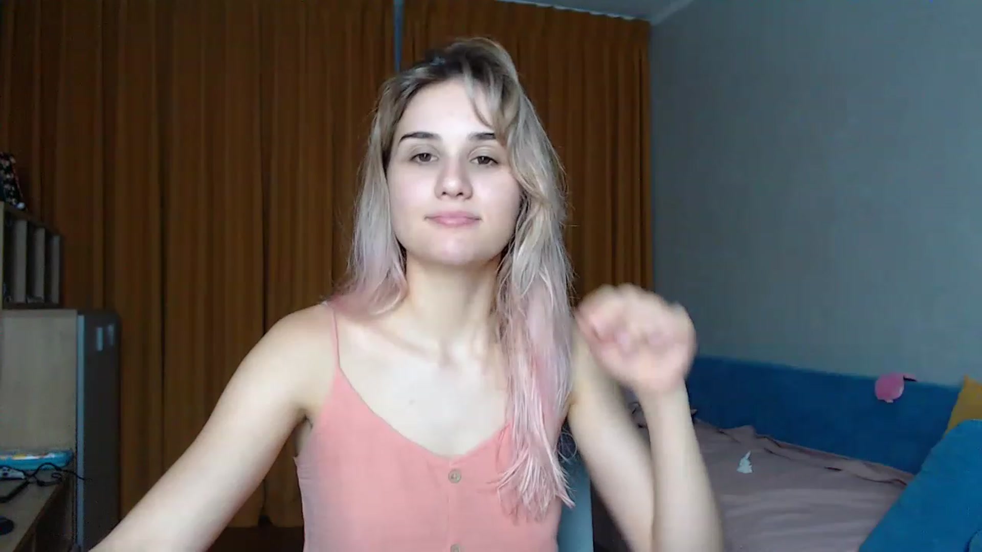 Gallery image thumbnail from YoungLilMary's myfreecams stream on, 07/26/2023, 24:35 image 18 of 20