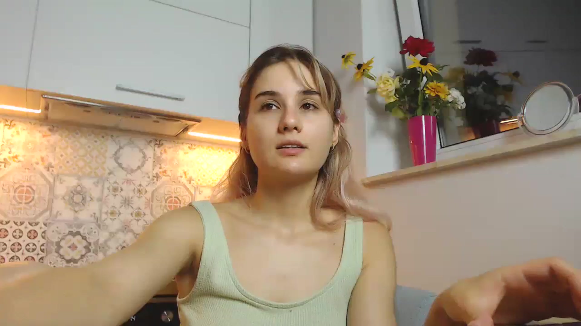 Gallery image thumbnail from YoungLilMary's myfreecams stream on, 07/30/2023, 23:49 image 10 of 20