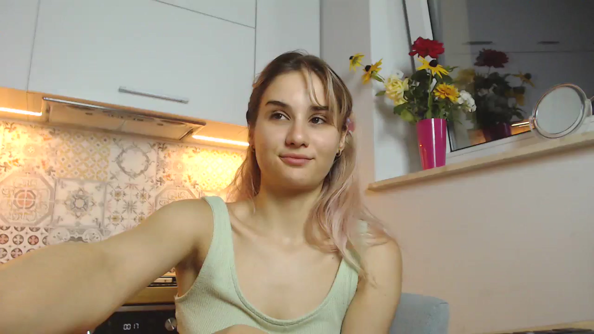 Gallery image thumbnail from YoungLilMary's myfreecams stream on, 07/30/2023, 23:49 image 11 of 20