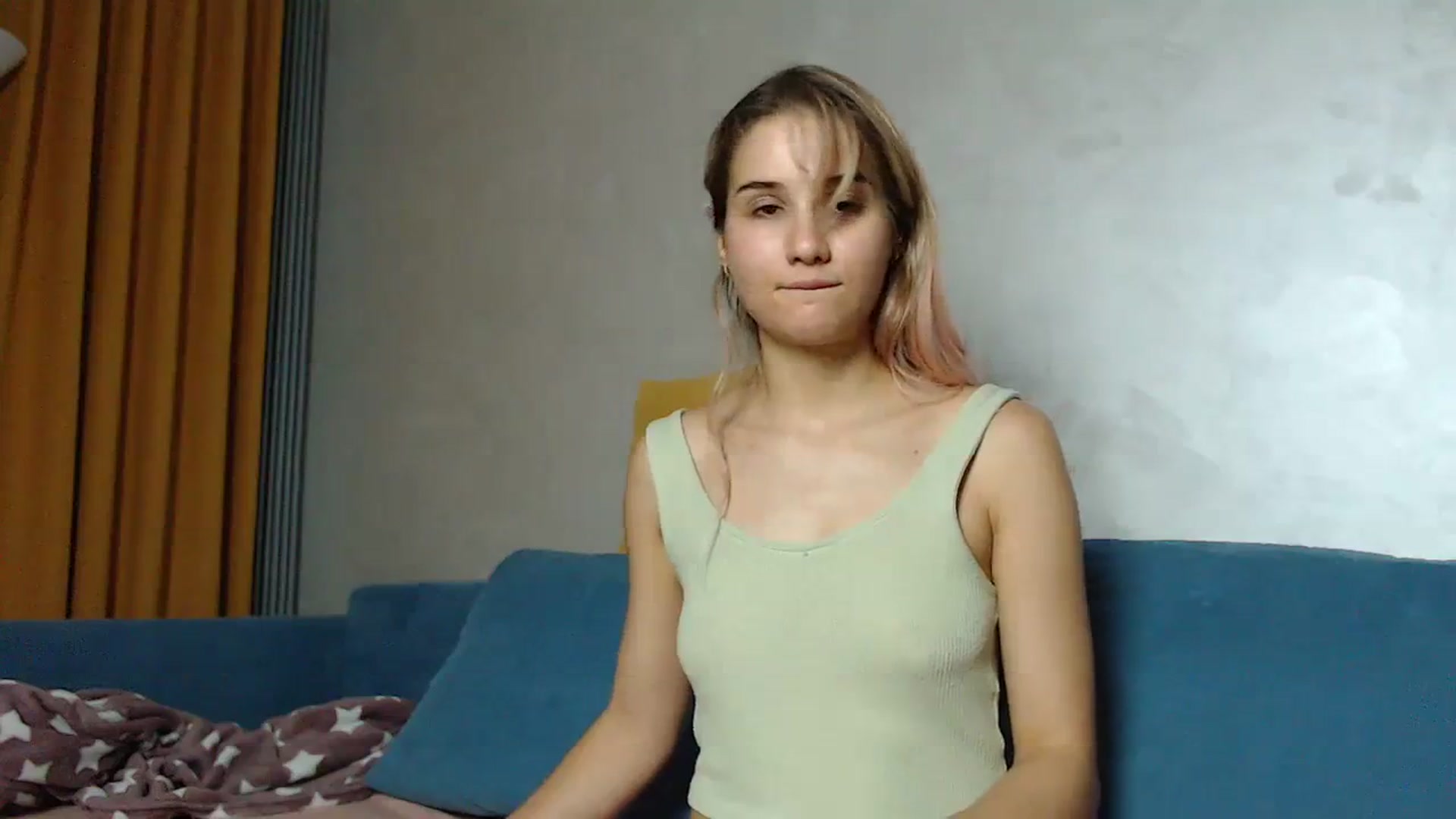Gallery image thumbnail from YoungLilMary's myfreecams stream on, 07/31/2023, 23:08 image 8 of 20