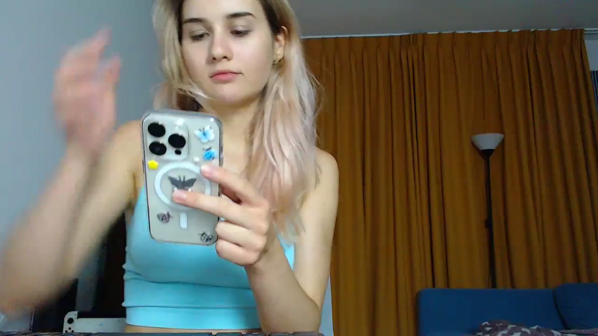 Gallery image thumbnail from YoungLilMary's myfreecams stream on, 08/06/2023, 23:40 image 11 of 20