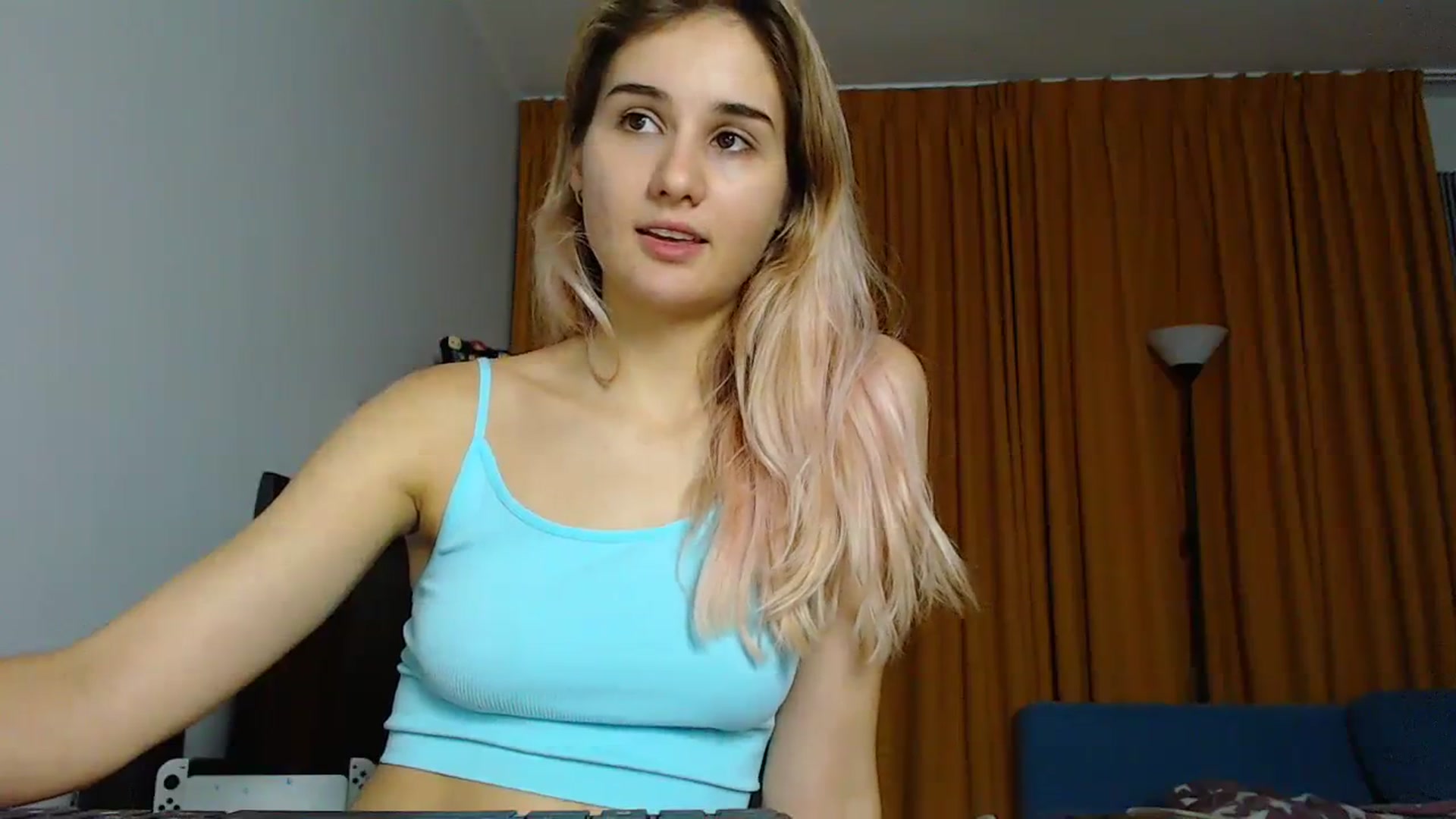 Gallery image thumbnail from YoungLilMary's myfreecams stream on, 08/06/2023, 23:40 image 12 of 20