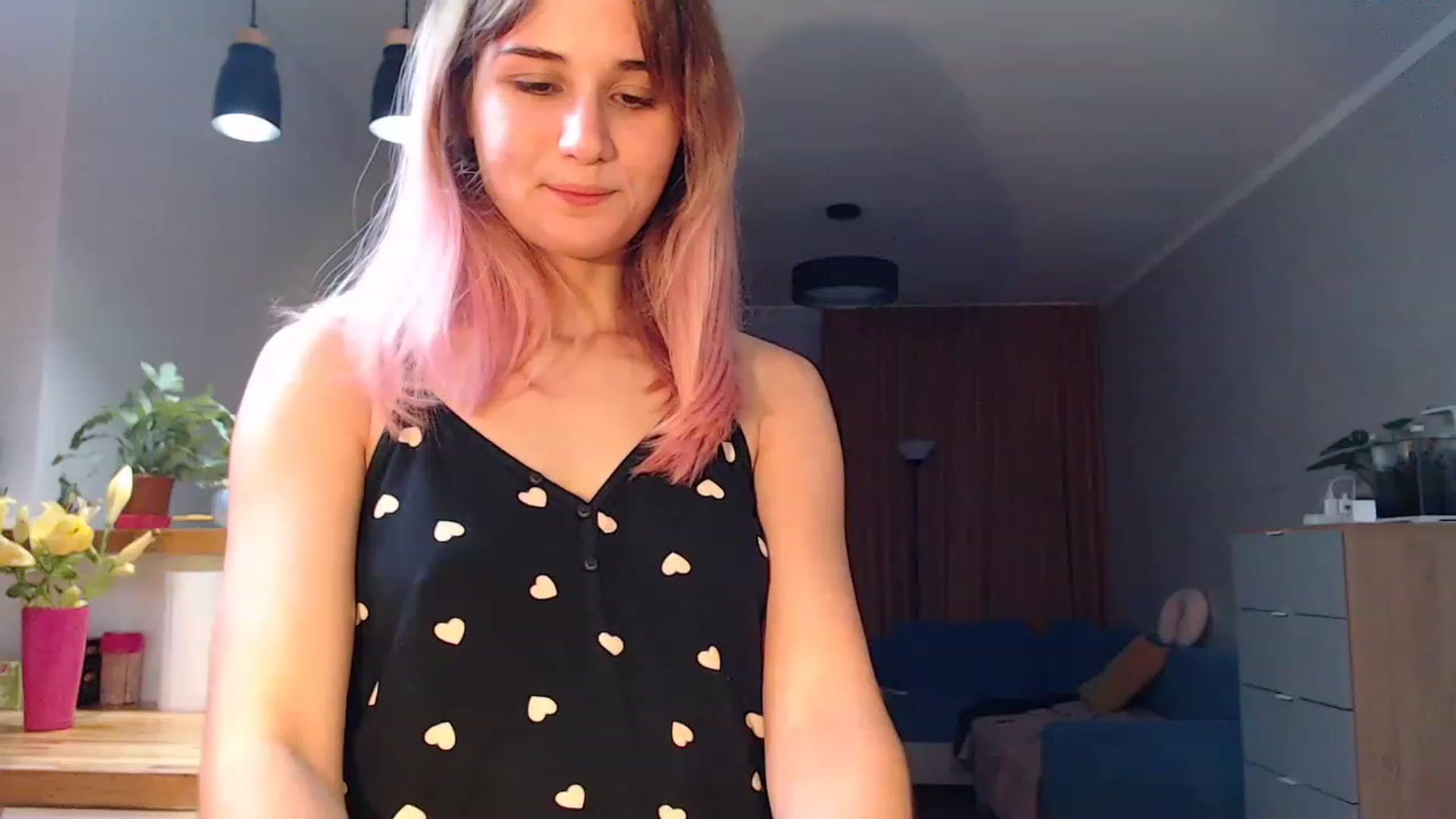 Gallery image thumbnail from YoungLilMary's myfreecams stream on, 09/04/2023, 24:55 image 9 of 20
