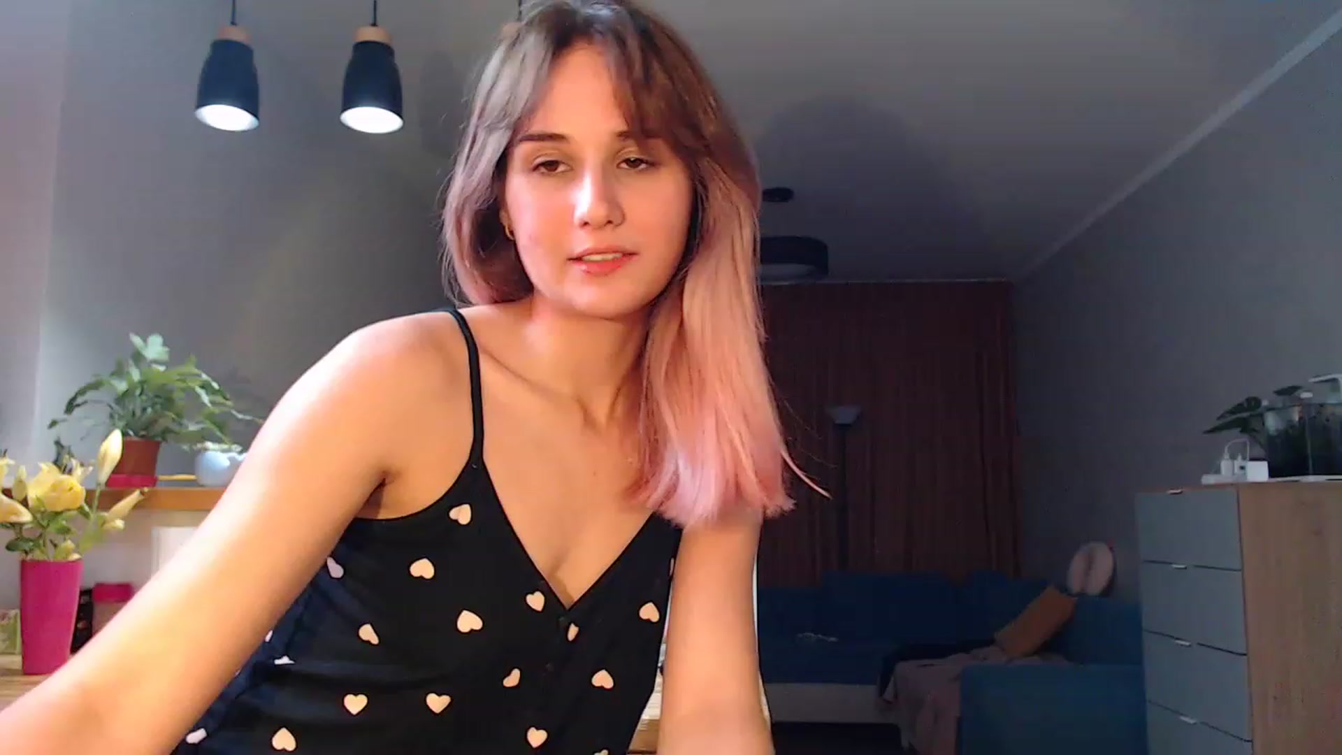 Gallery image thumbnail from YoungLilMary's myfreecams stream on, 09/04/2023, 24:55 image 1 of 20