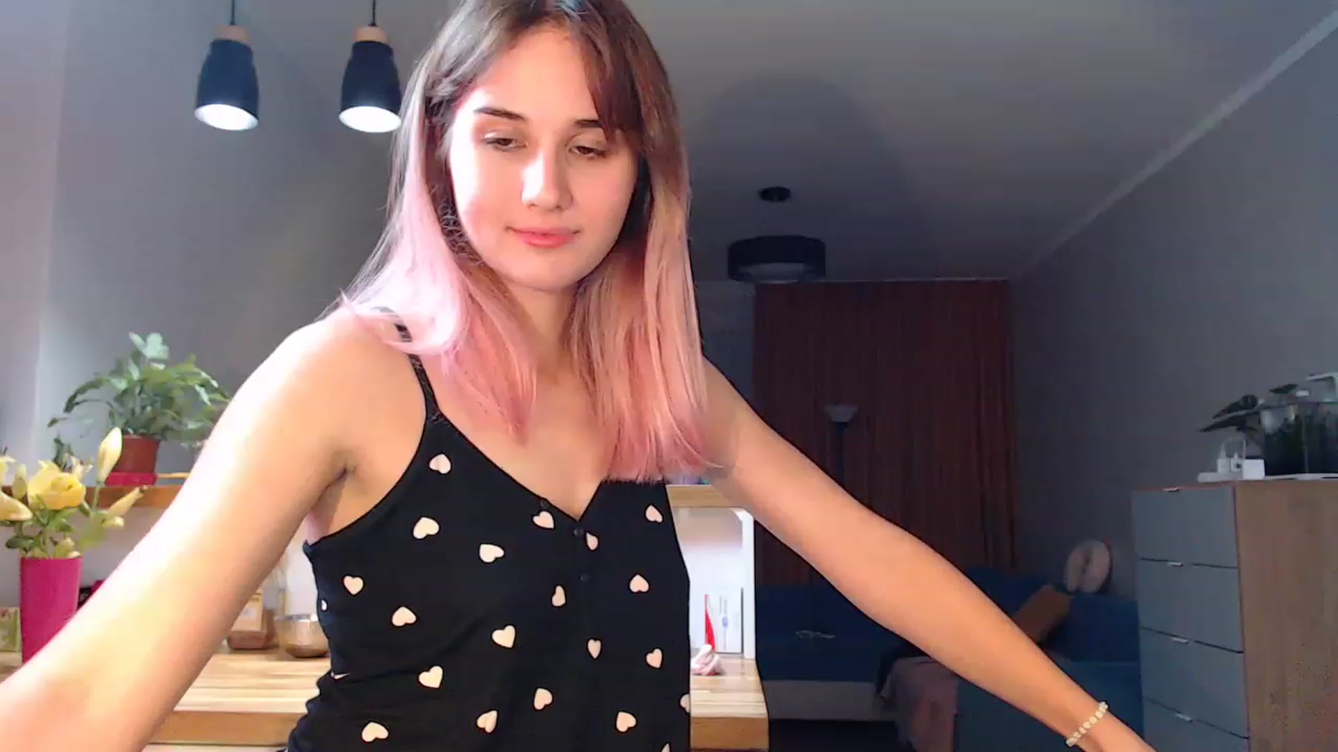 Gallery image thumbnail from YoungLilMary's myfreecams stream on, 09/04/2023, 24:55 image 6 of 20