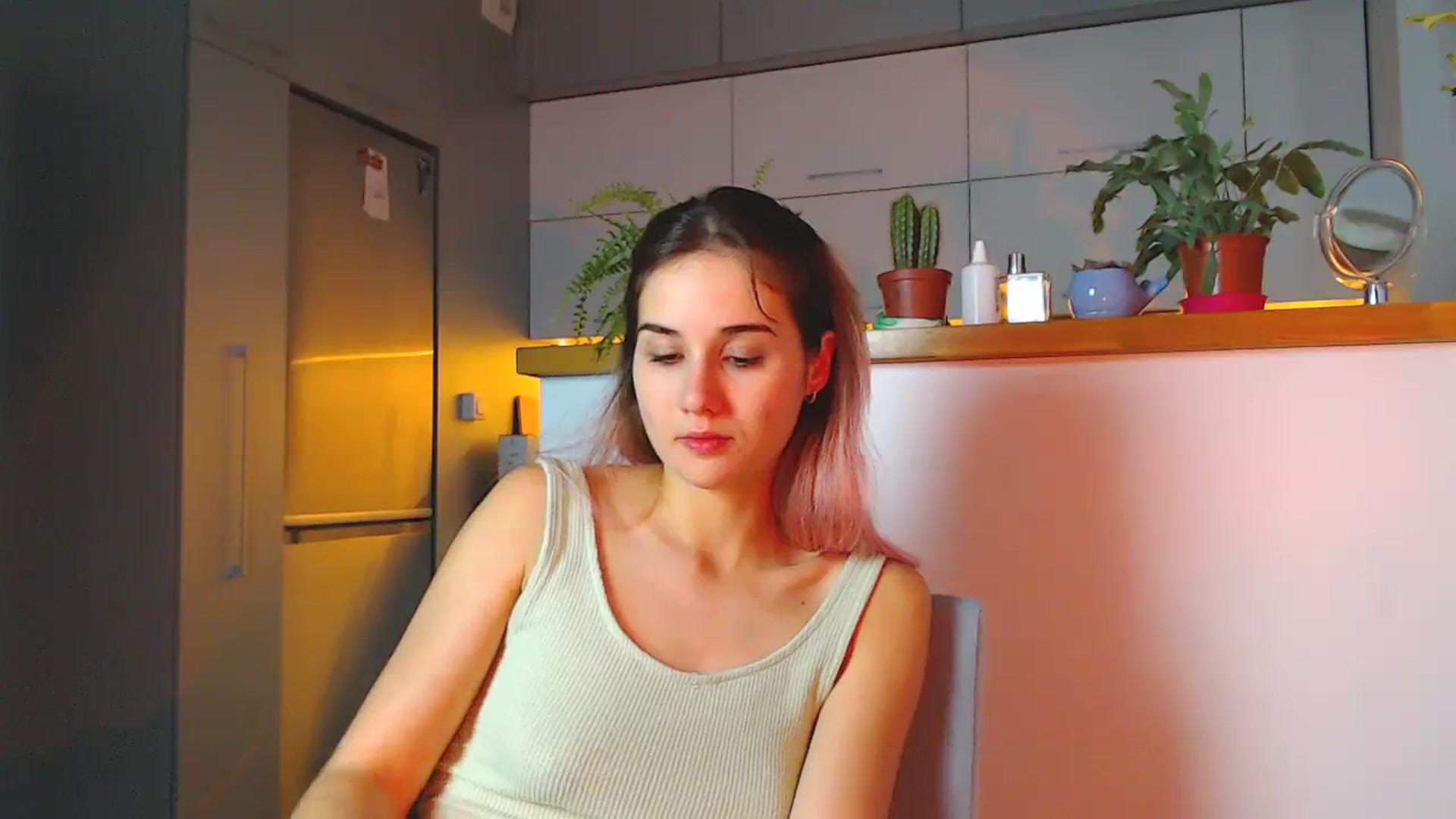 Gallery image thumbnail from YoungLilMary's myfreecams stream on, 09/09/2023, 01:14 image 17 of 20