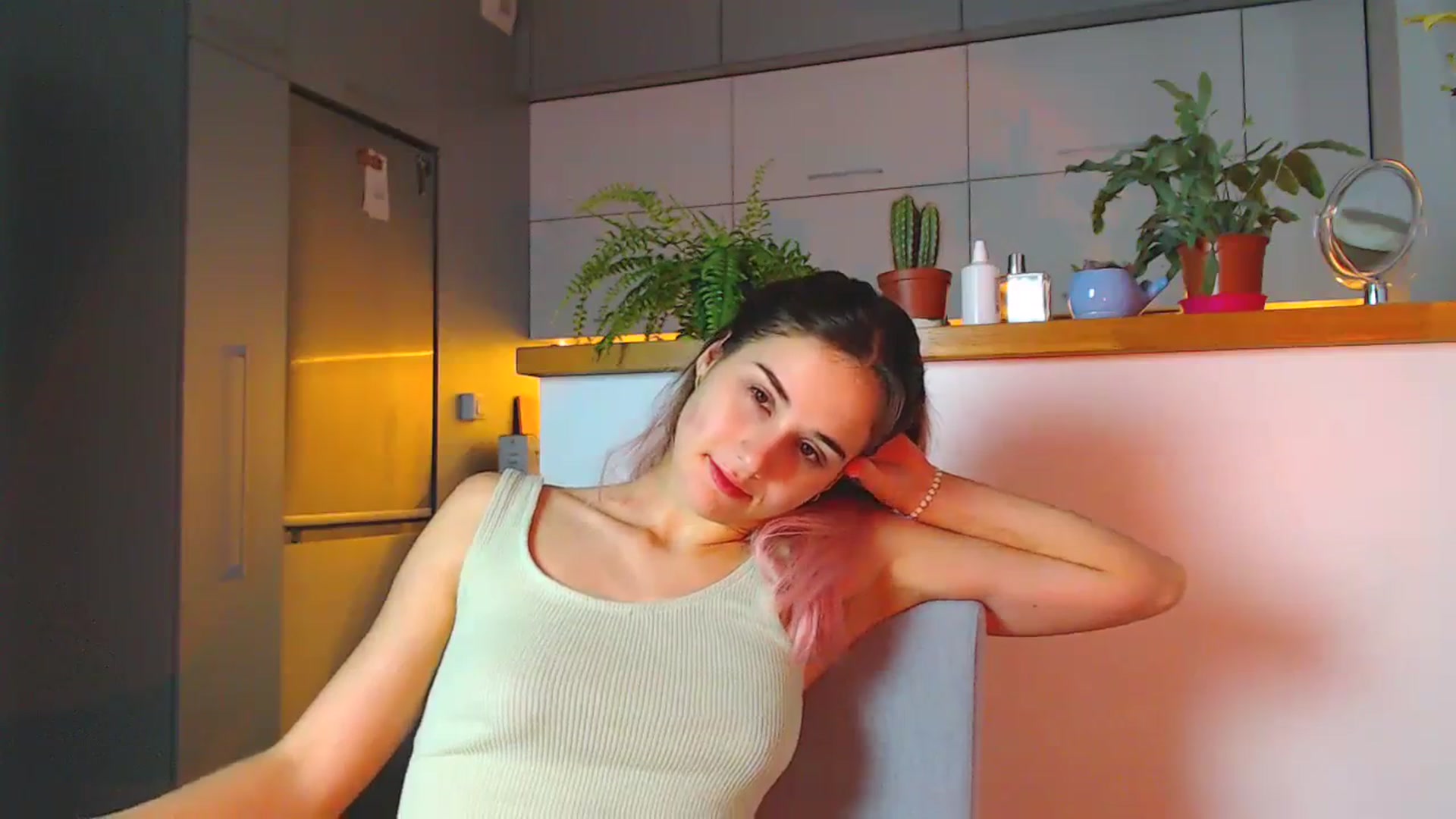 Gallery image thumbnail from YoungLilMary's myfreecams stream on, 09/09/2023, 01:14 image 20 of 20