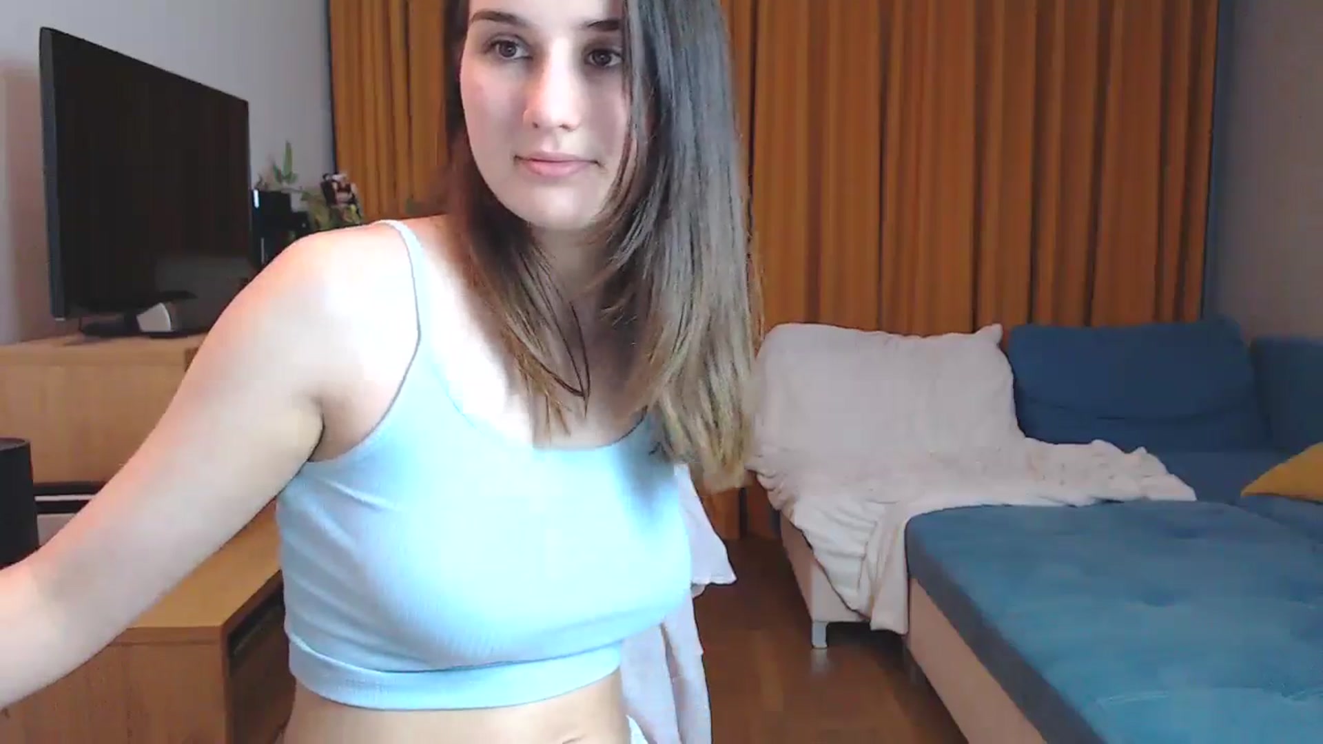 Gallery image thumbnail from YoungLilMary's myfreecams stream on, 07/04/2024, 23:50 image 2 of 20