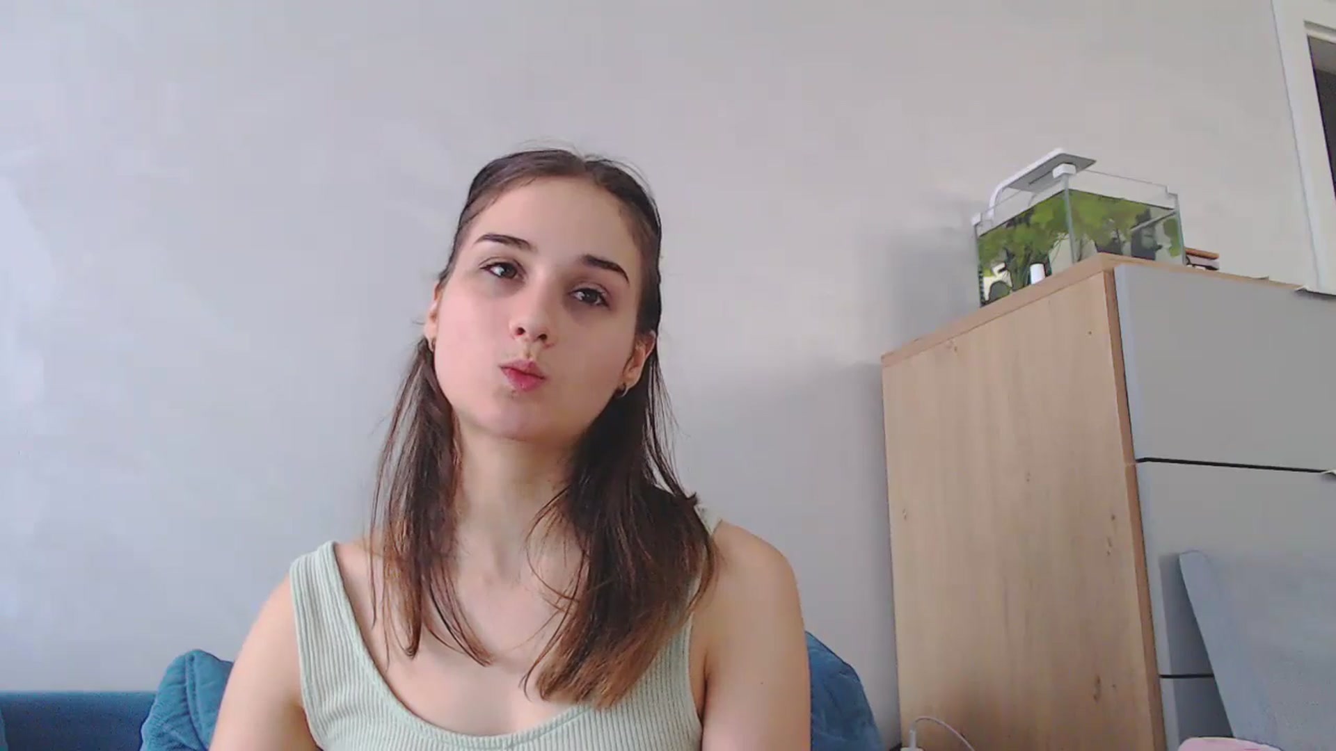 Gallery image thumbnail from YoungLilMary's myfreecams stream on, 07/24/2024, 05:33 image 18 of 20