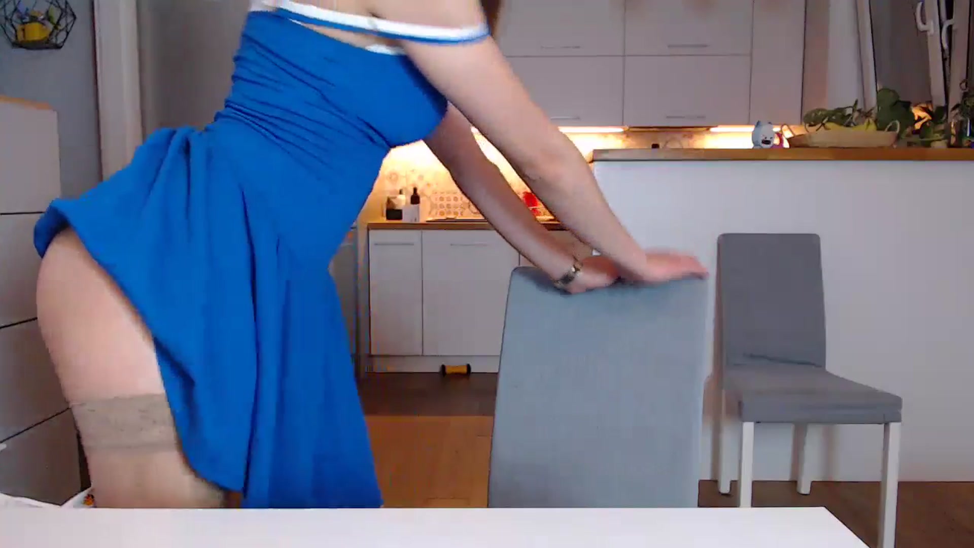 Gallery image thumbnail from YoungLilMary's myfreecams stream on, 08/04/2024, 22:49 image 16 of 20