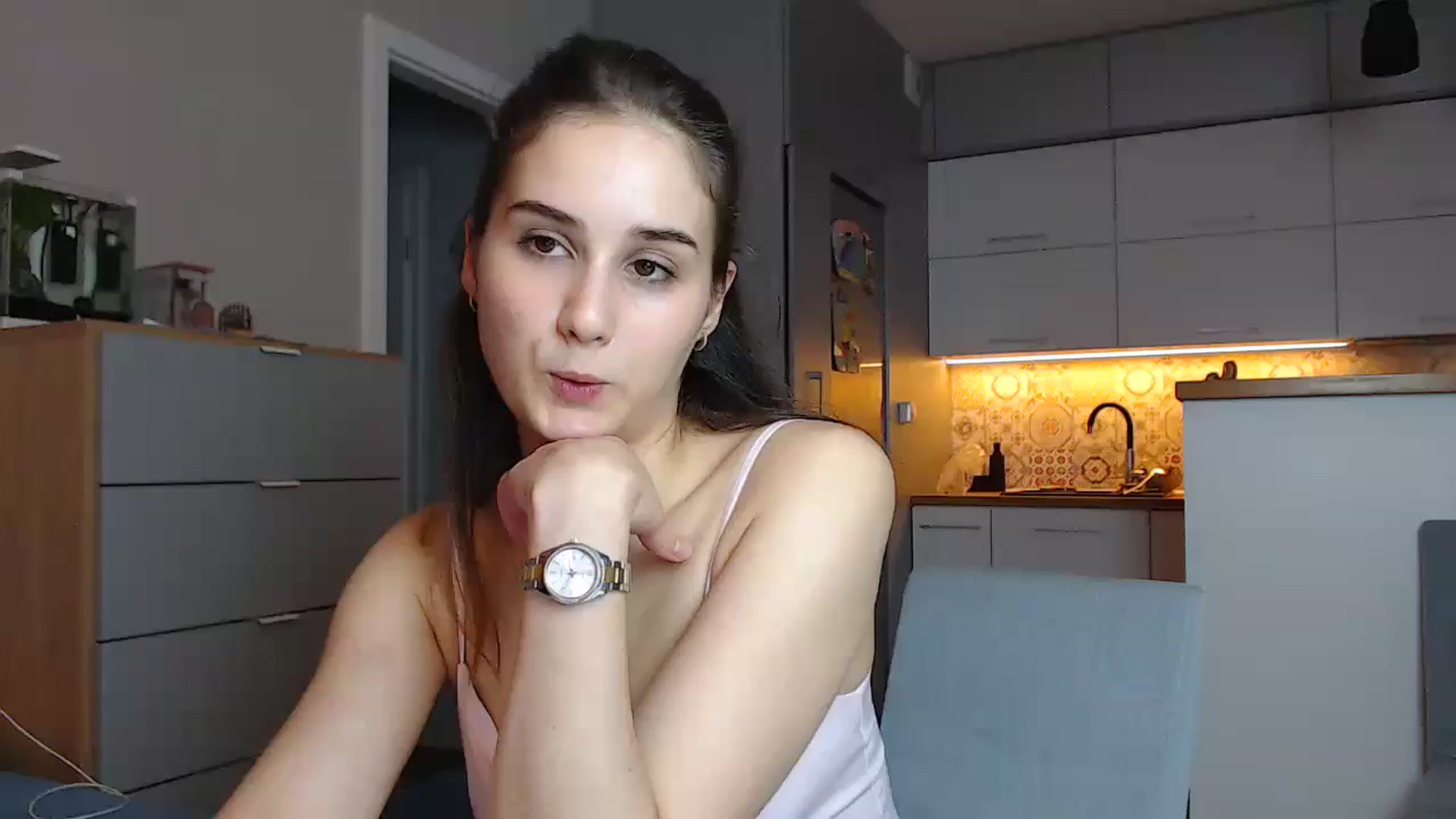 Gallery image thumbnail from YoungLilMary's myfreecams stream on, 08/06/2024, 24:46 image 4 of 20